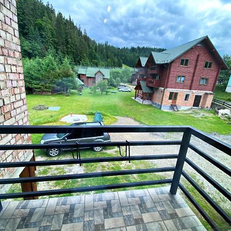 Hotel Під Магурою Vorokhta Esterno foto