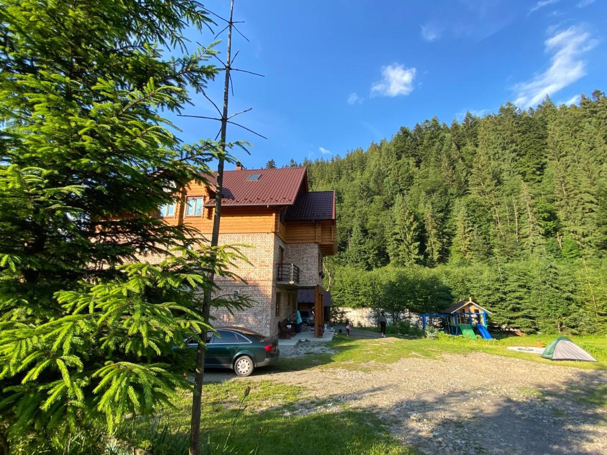 Hotel Під Магурою Vorokhta Esterno foto